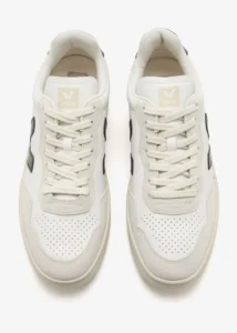 Level Shoes Code
